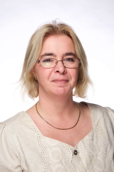 Czeglédi Lászlóné Ági