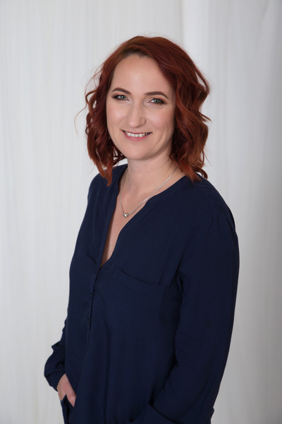 Oláhné Debreczeni Veronika