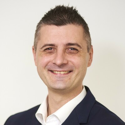 Lőrincz László