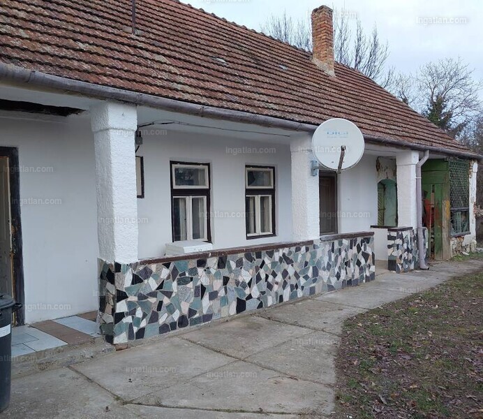 Hirdetés fotója