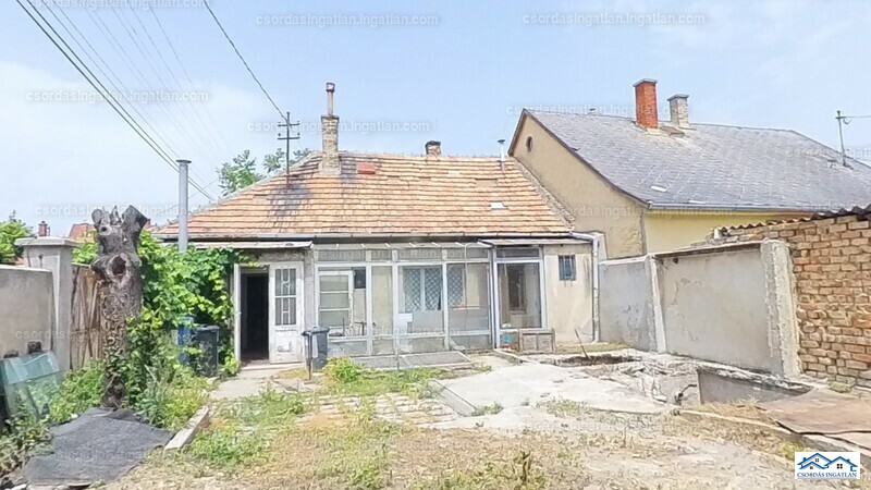 Listing photo