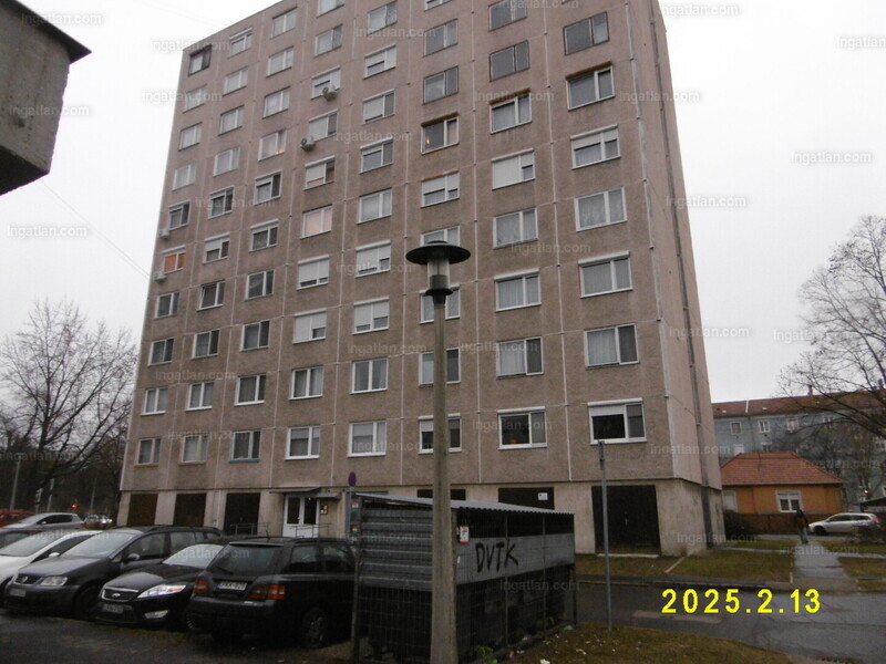 Listing photo