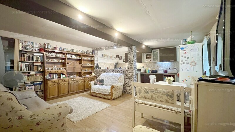 Listing photo