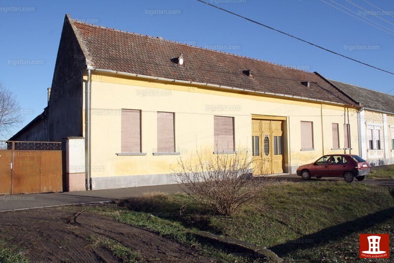 Hirdetés fotója