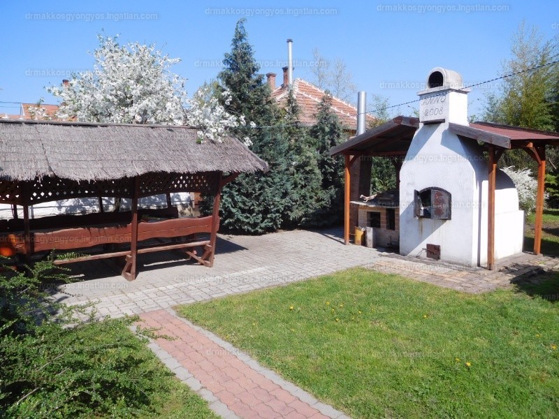 Eladó családi ház Jászárokszállás, Városközpont 26510361