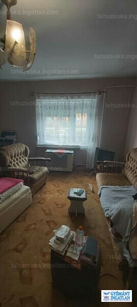 Listing photo