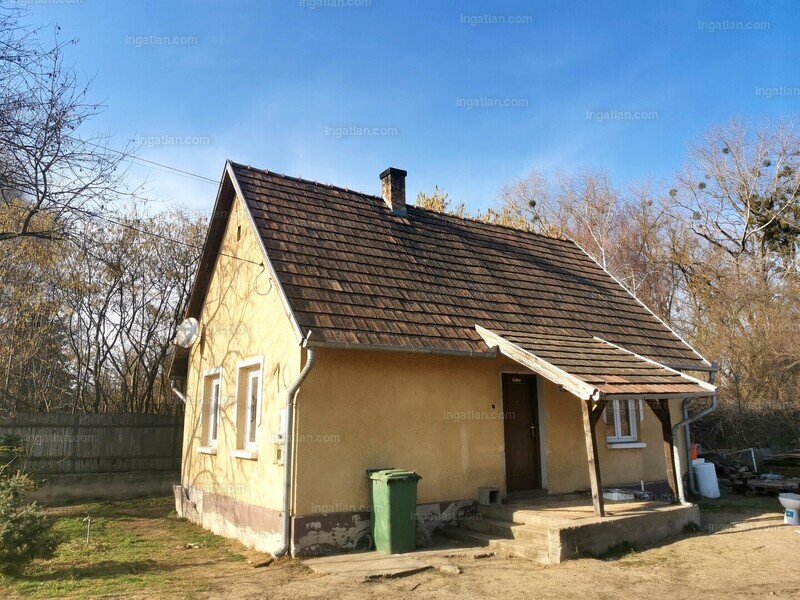 Hirdetés fotója