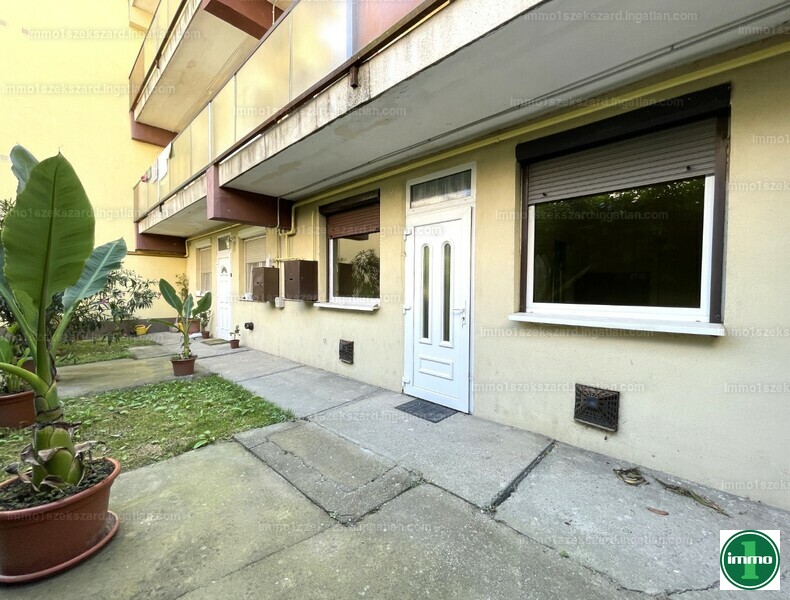 Listing photo