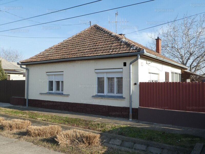 Listing photo
