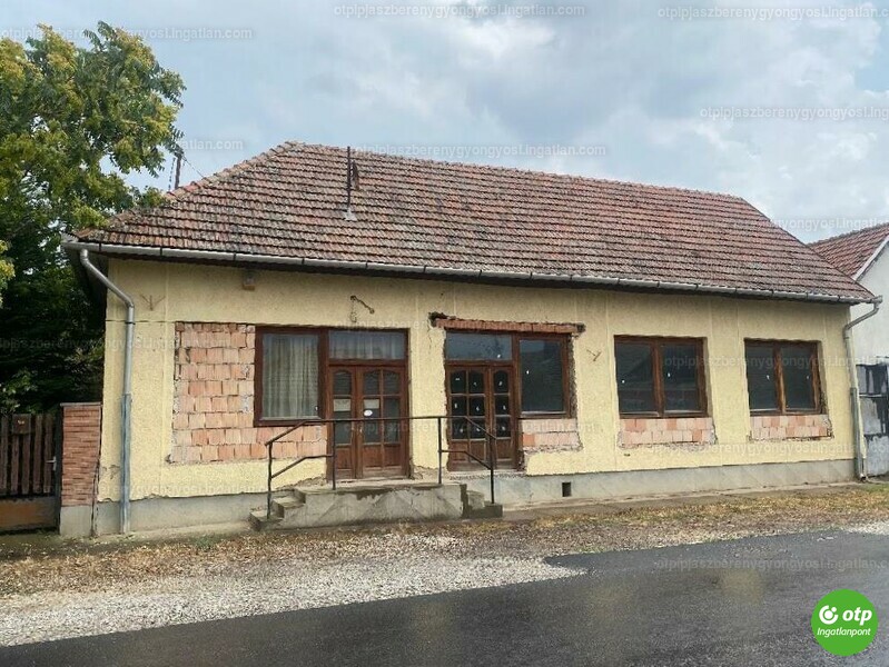 Hirdetés fotója