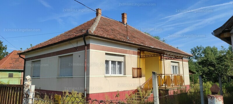 Listing photo