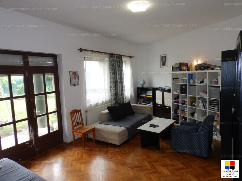 Listing photo