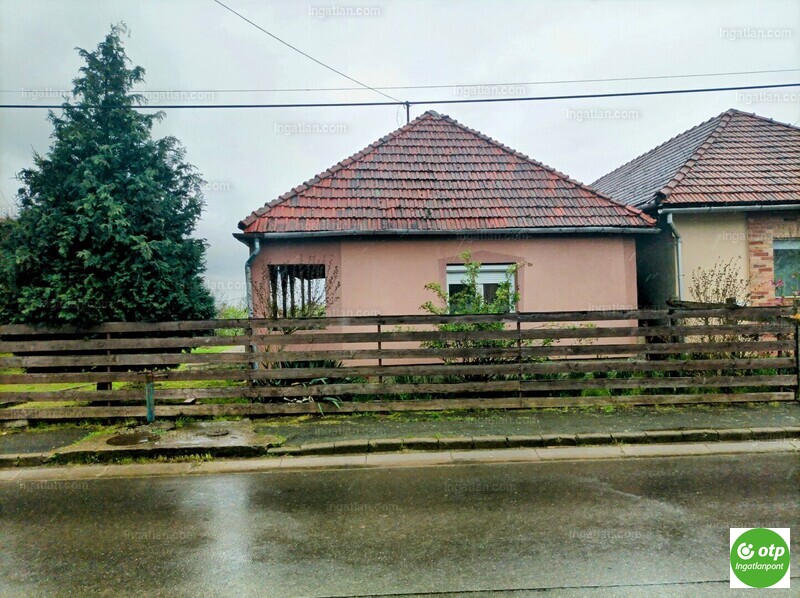 Hirdetés fotója
