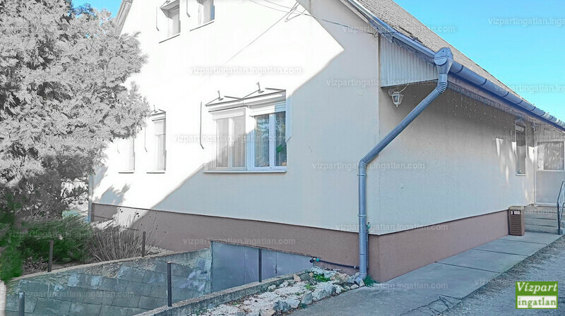 Hirdetés fotója
