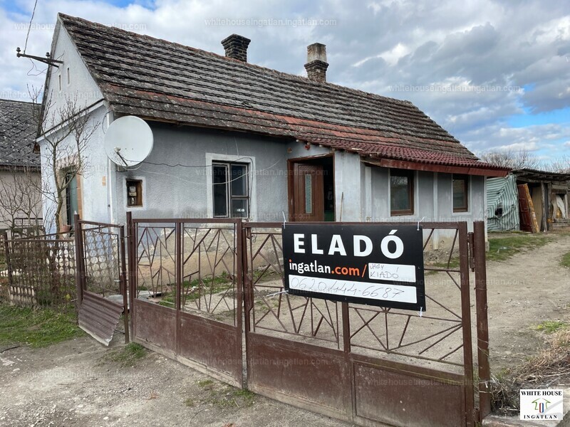 Hirdetés fotója