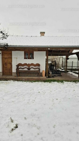 Hirdetés fotója