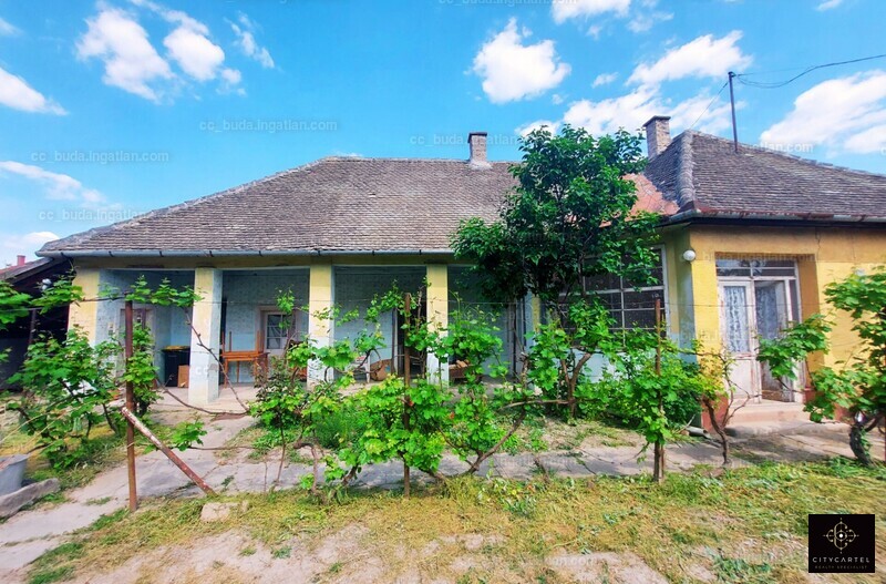 Listing photo