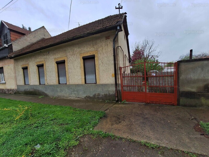 Listing photo