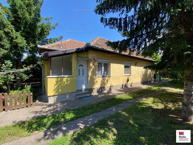 Listing photo