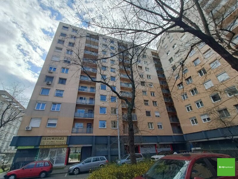 Listing photo