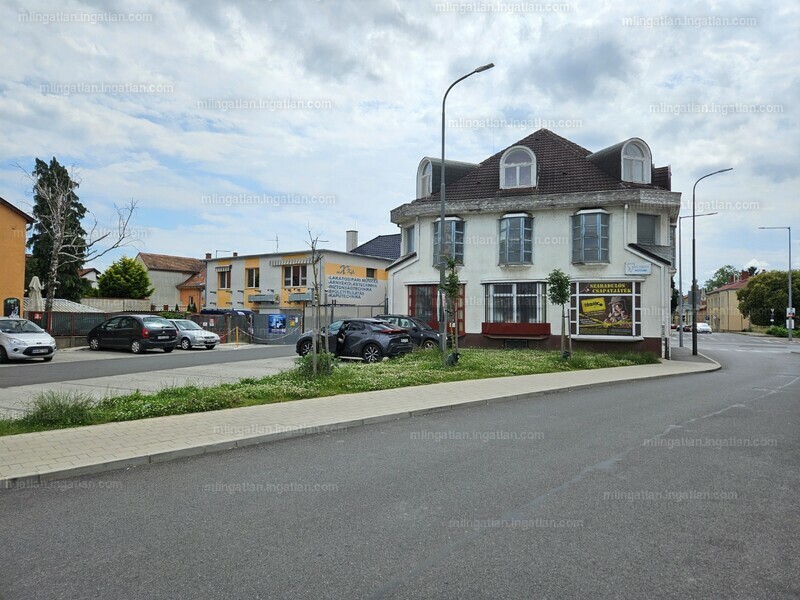 Listing photo