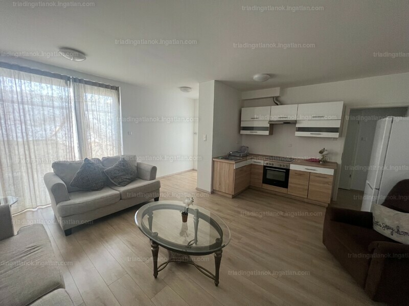Listing photo