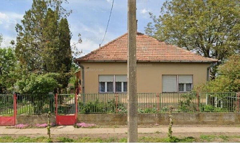 Listing photo