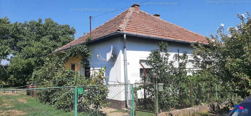 Hirdetés fotója