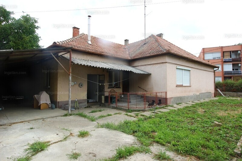 Listing photo