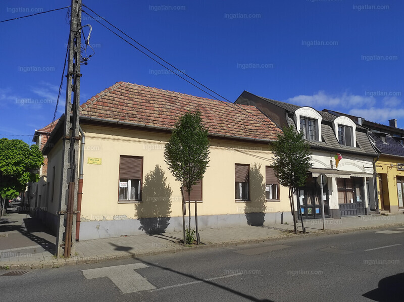 Listing photo