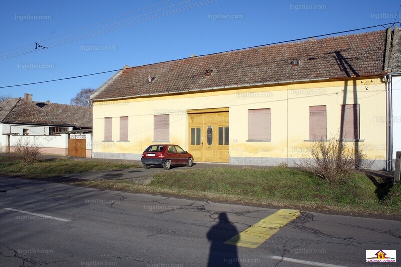 Listing photo