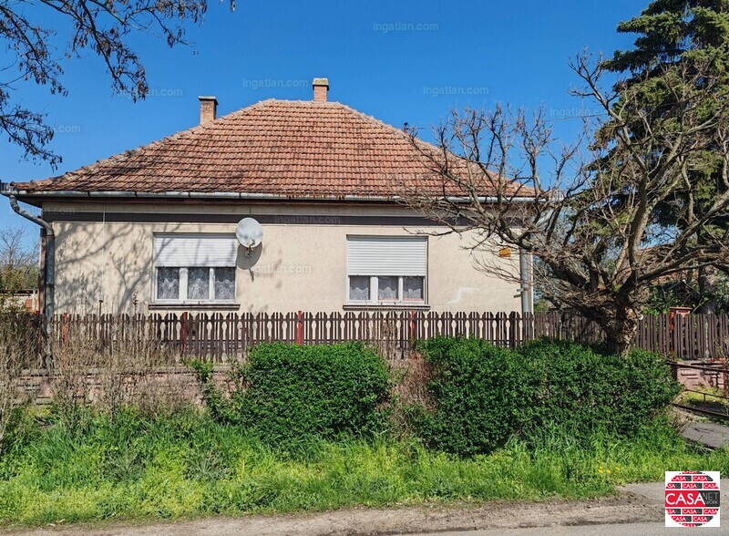 Listing photo