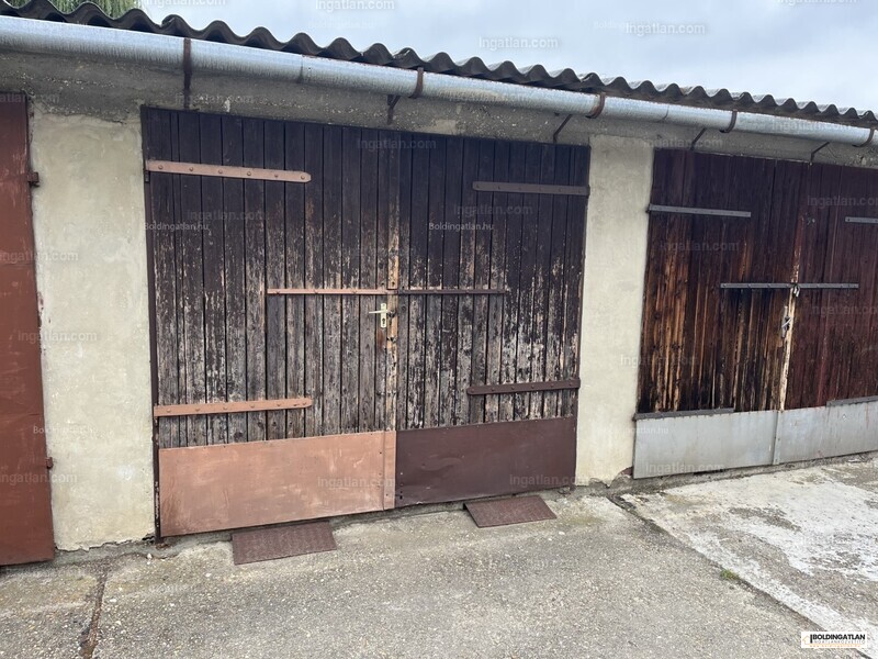 Listing photo