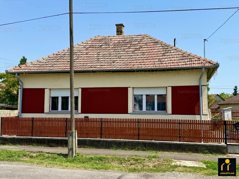 Listing photo