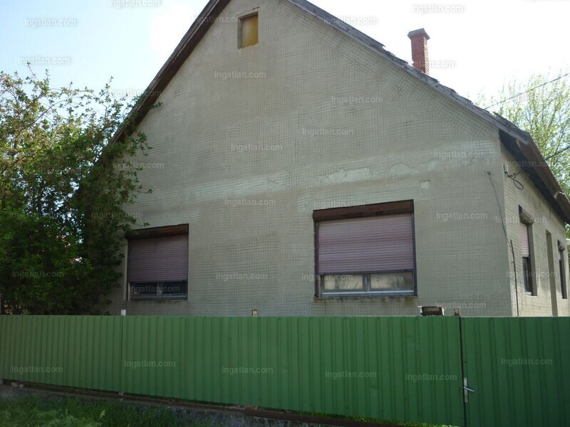 Listing photo