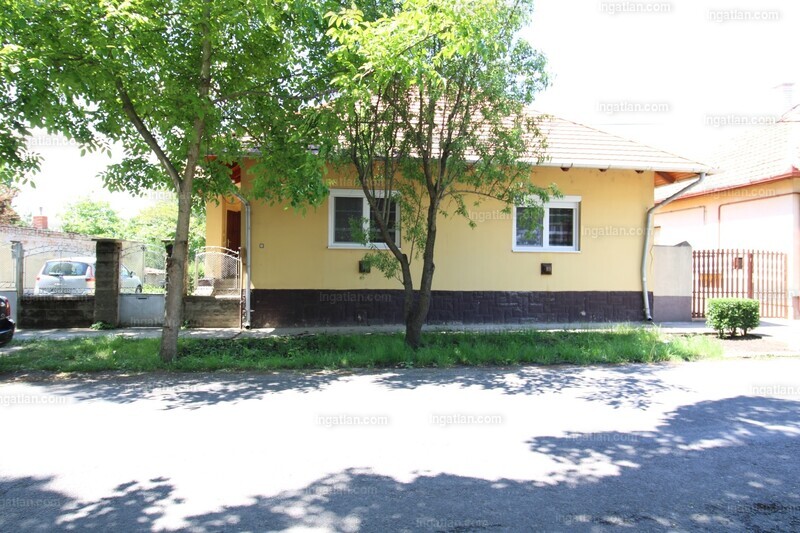 Listing photo