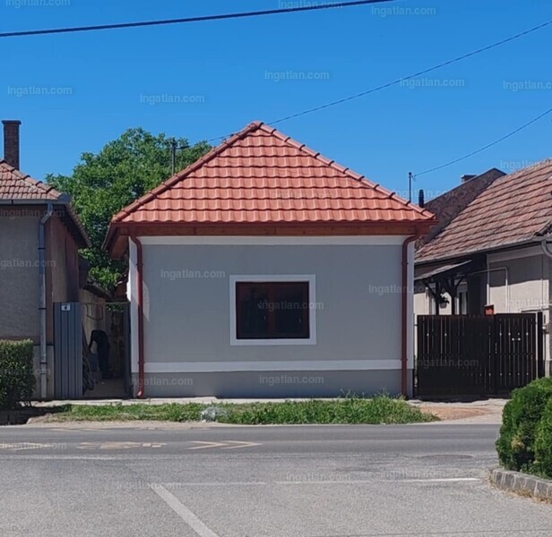 Listing photo