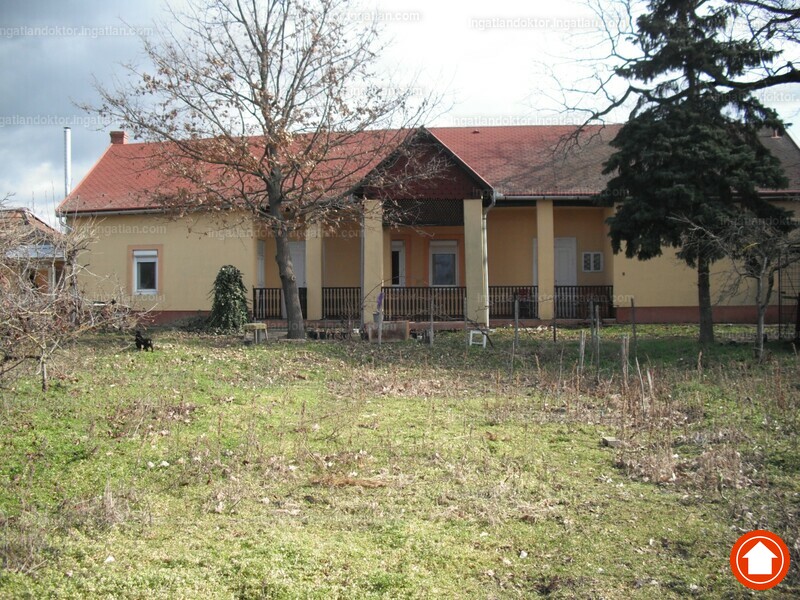 Hirdetés fotója