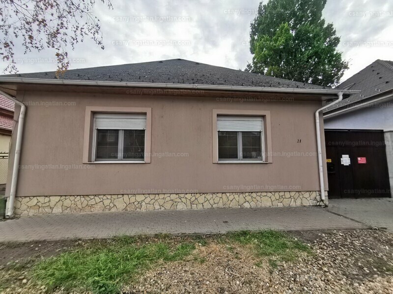 Listing photo