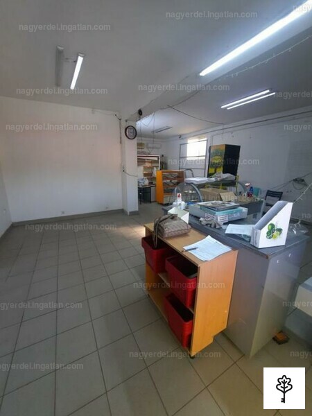 Listing photo
