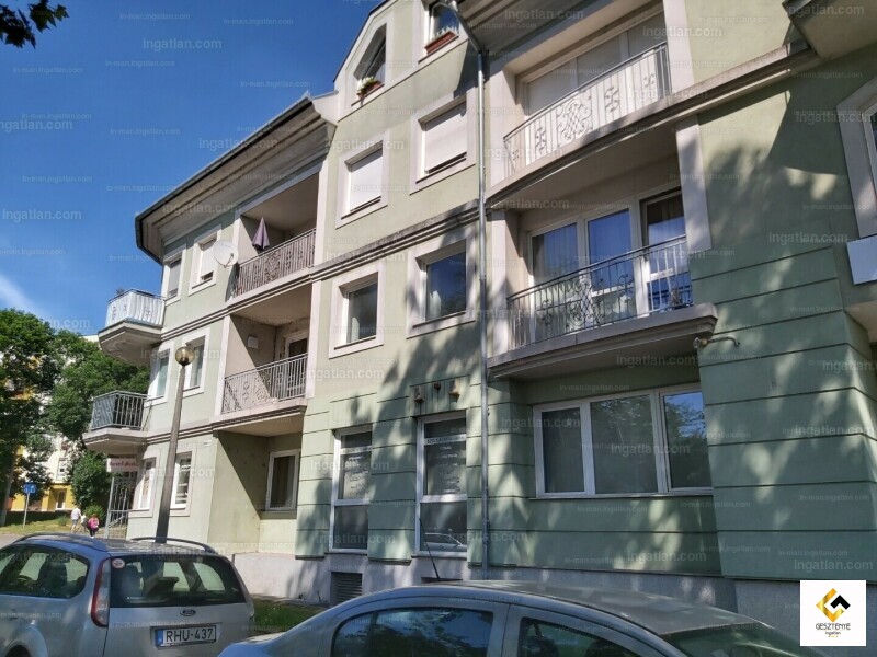 Listing photo