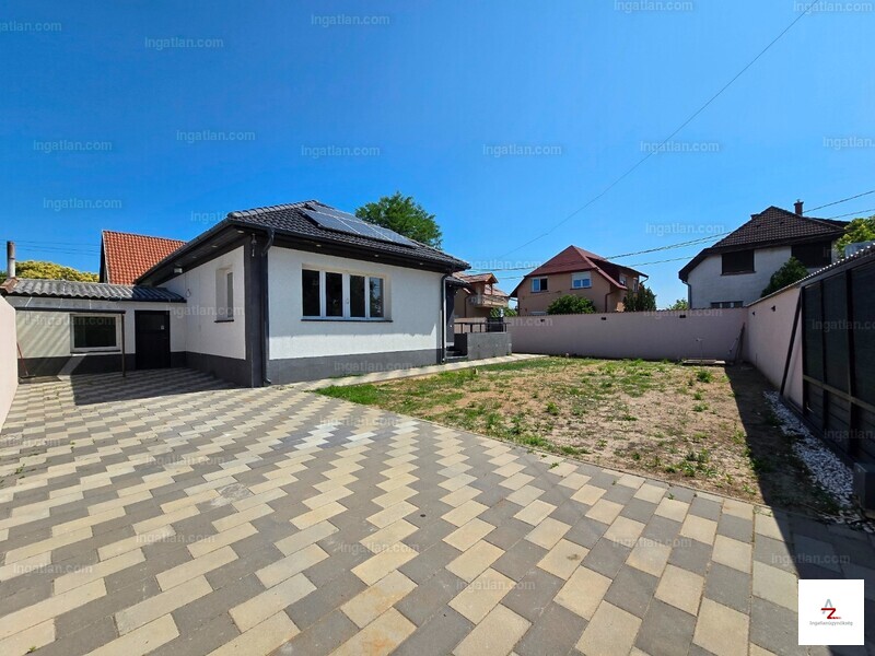 Listing photo