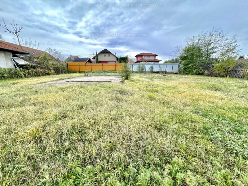 Listing photo