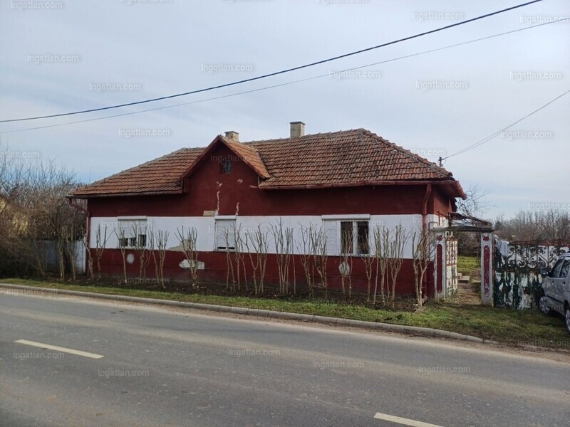 Hirdetés fotója