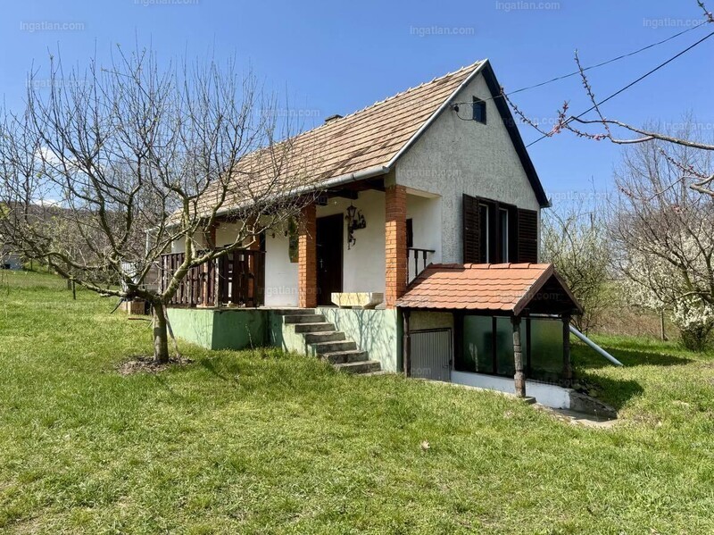 Listing photo