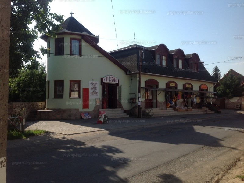 Listing photo