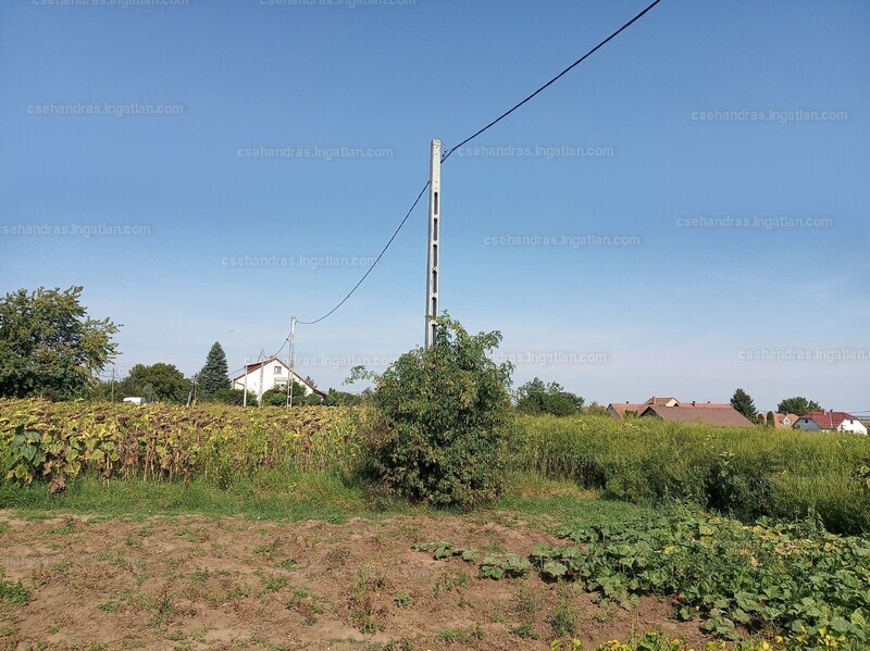 Listing photo