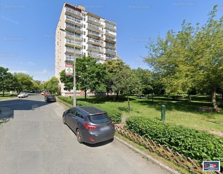 Listing photo
