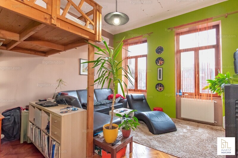 Listing photo