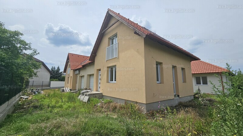 Hirdetés fotója